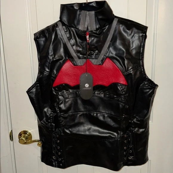 Laverapelle Men's Batman Faux Leather Jacket with Hood and Vest - Picture 10 of 12